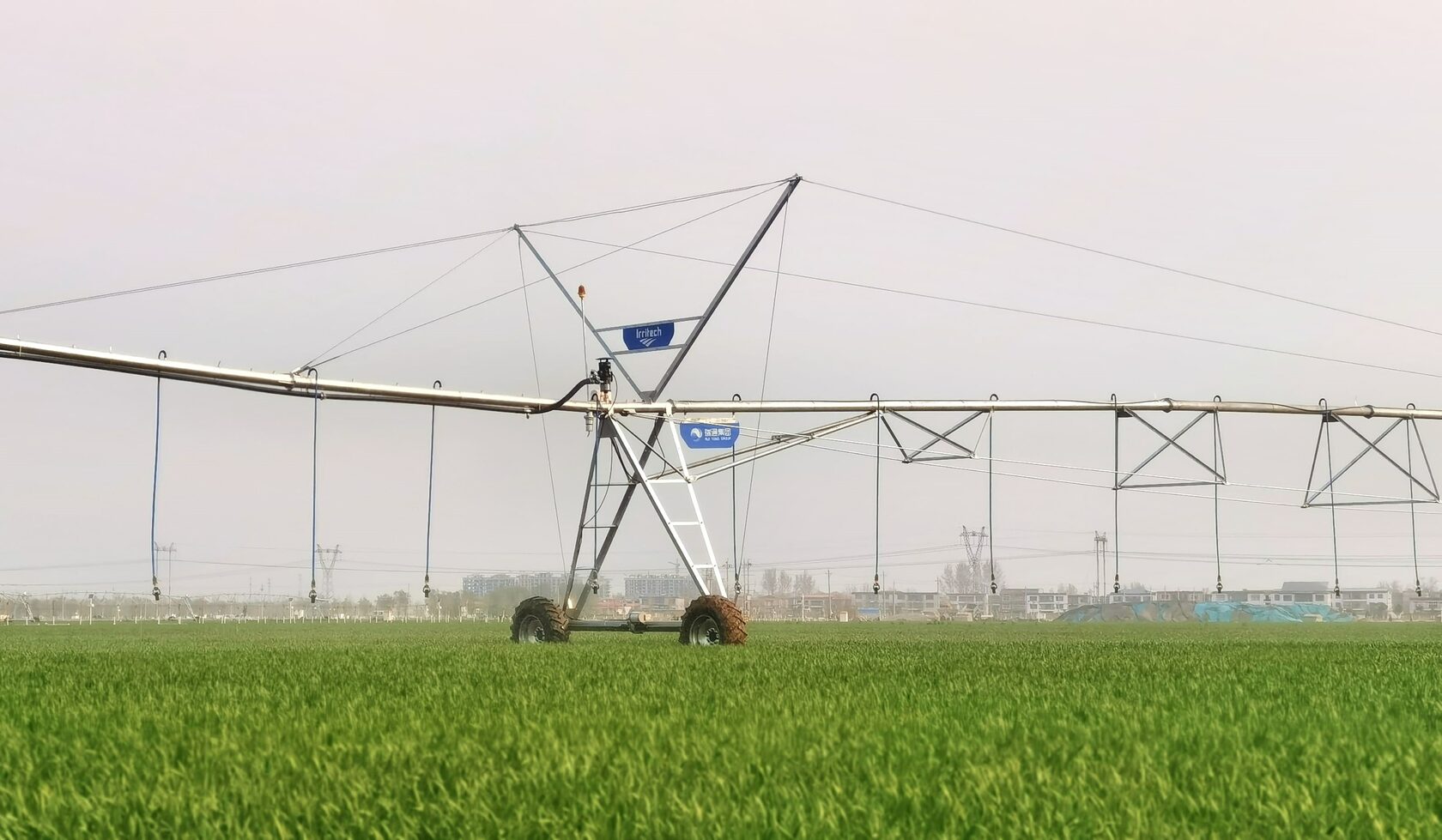 8. Круговая и буксируемая системы орошения Irritech