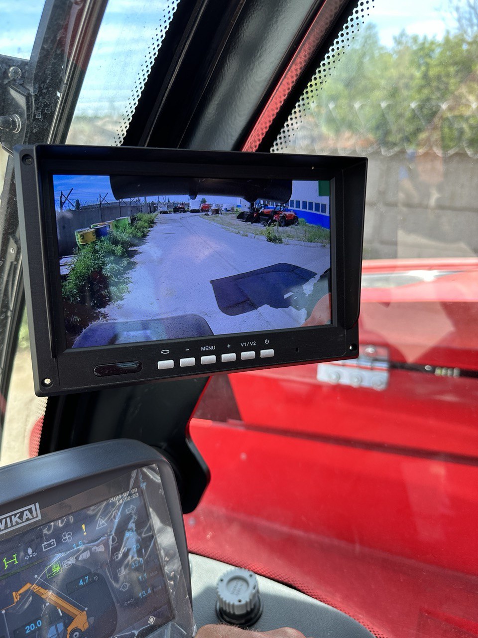 7. Robforce AG 740 PS